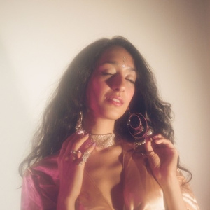 少妇自慰内裤免费观看
